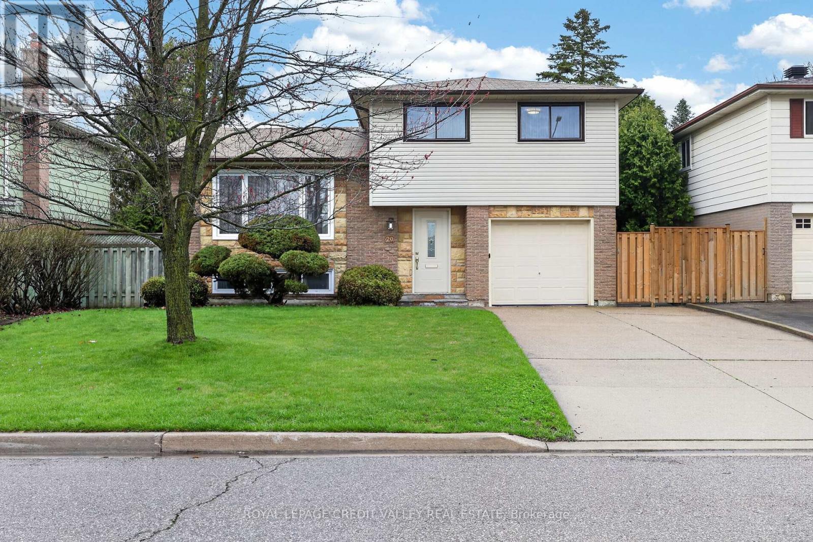 20 WILLIS DRIVE, Brampton (Brampton East), Ontario, L6W1A9 — Photo 5