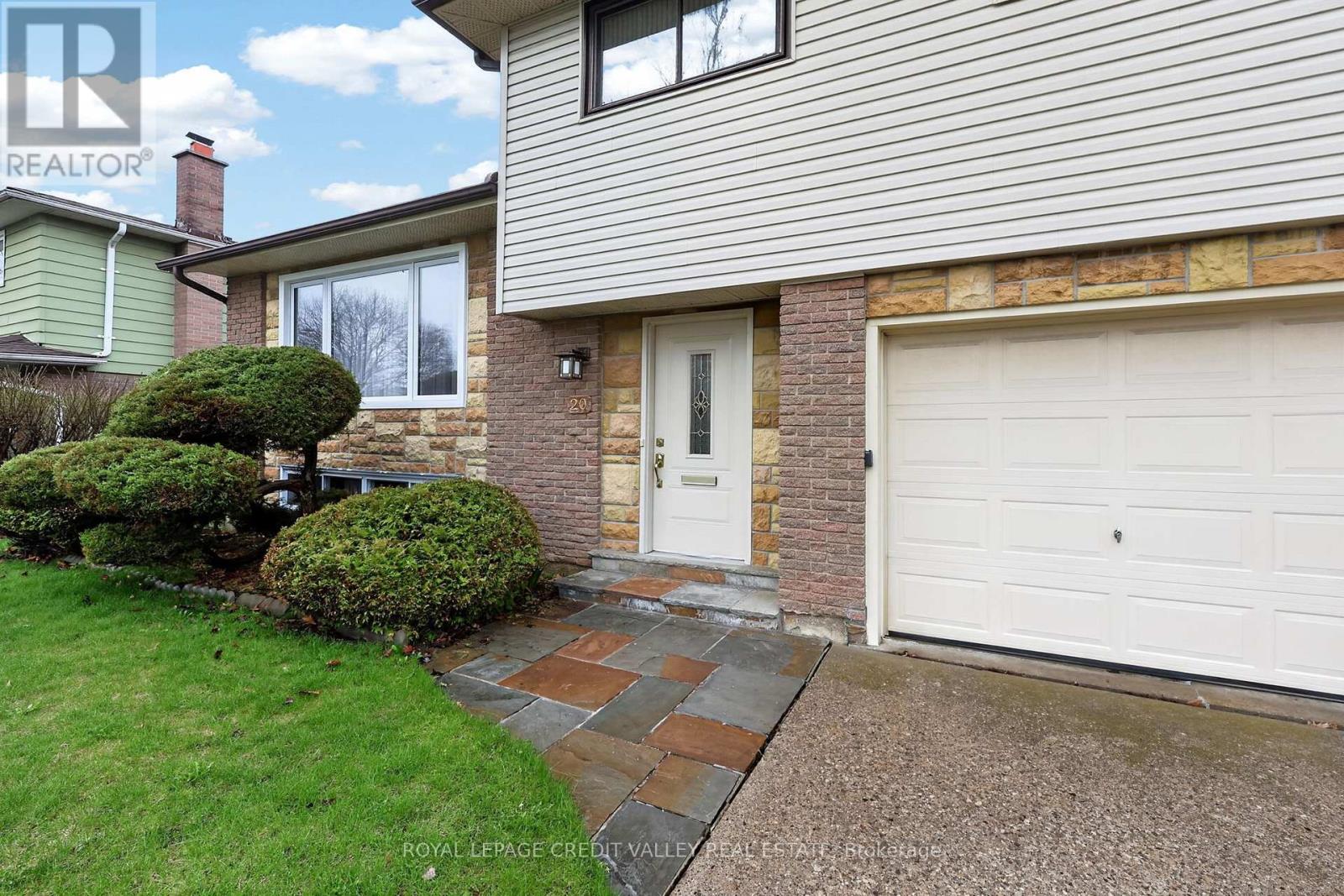 20 WILLIS DRIVE, Brampton (Brampton East), Ontario, L6W1A9 — Photo 7