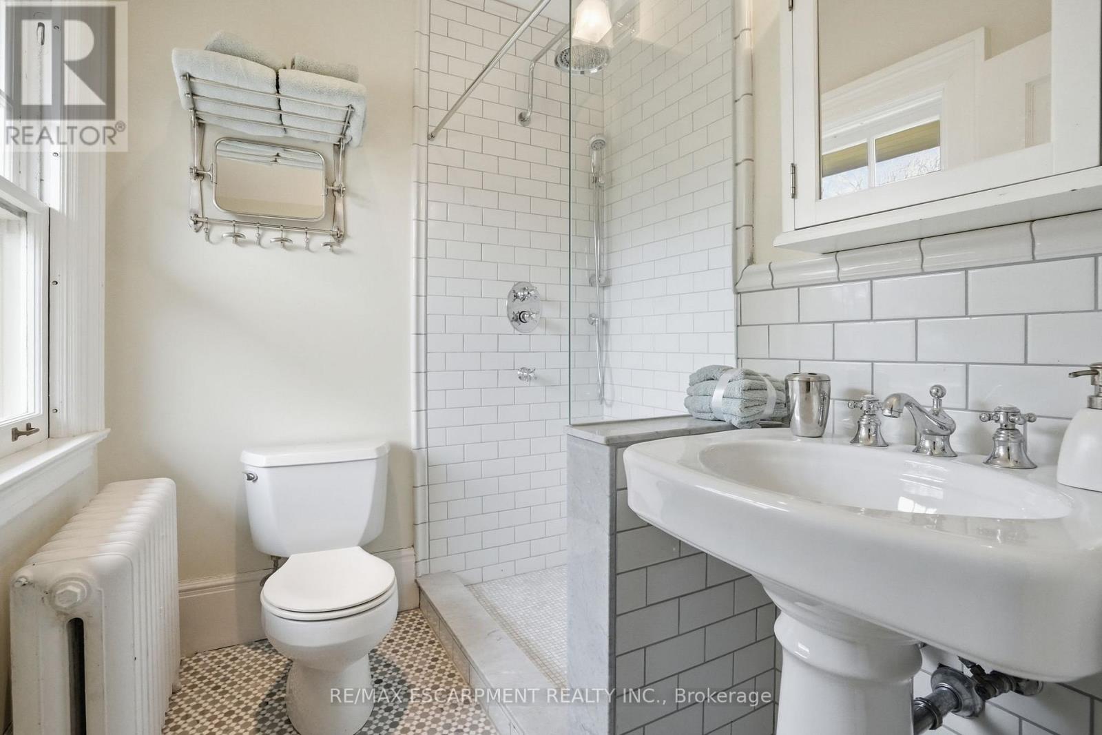 184 KING STREET, Oakville (OO Old Oakville), Ontario, L6J1B4 — Photo 30