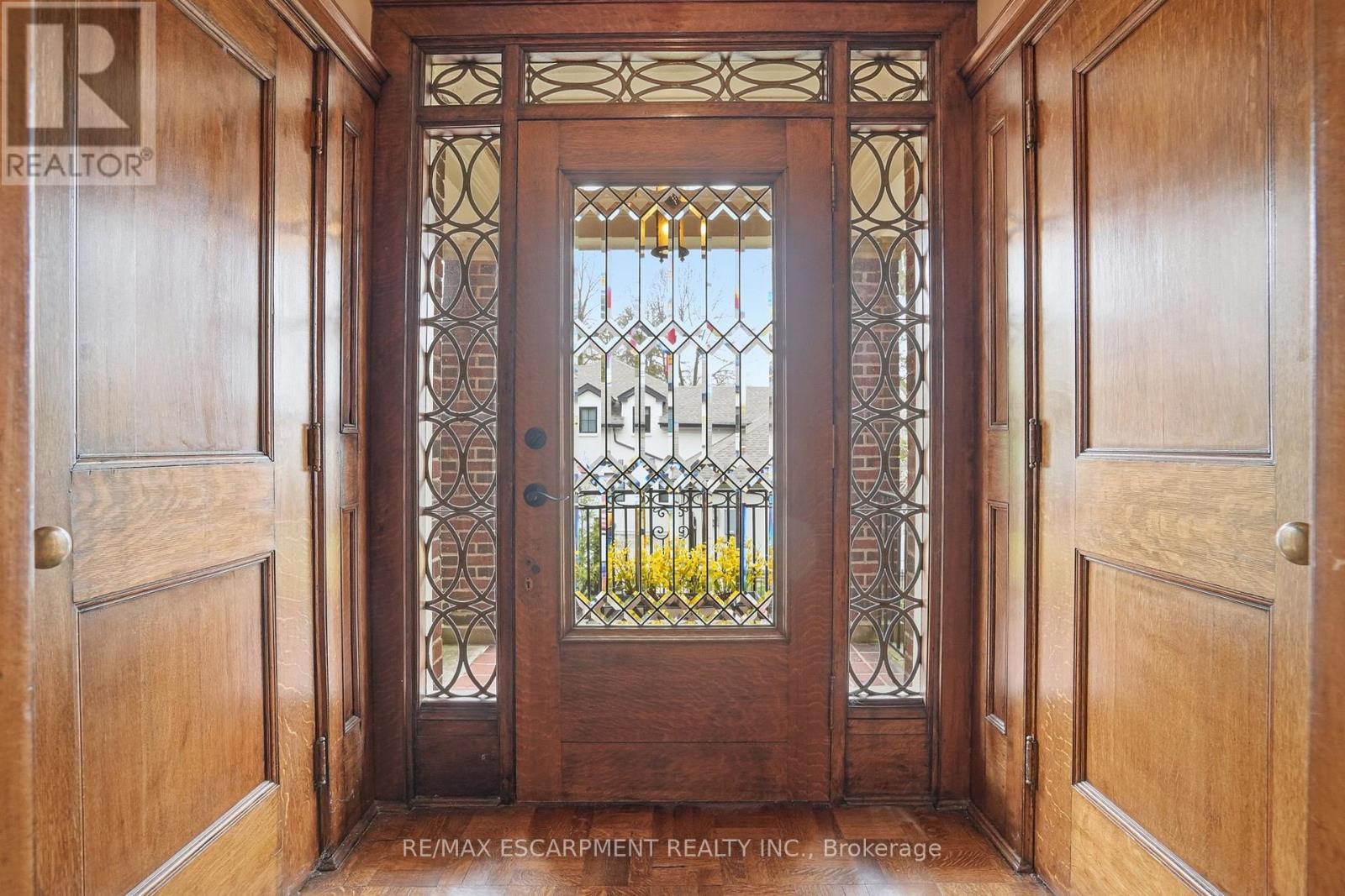 184 KING STREET, Oakville (OO Old Oakville), Ontario, L6J1B4 — Photo 5