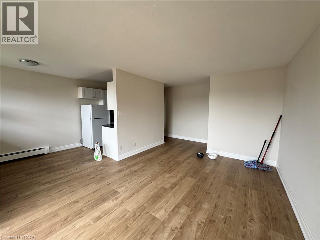 105 TIA Drive Unit# 305, Hamilton, Ontario, L8H2N8 — Photo 4