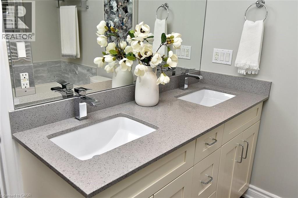626 VANDERBURGH Drive, Burlington, Ontario, L7T3W6 — Photo 27