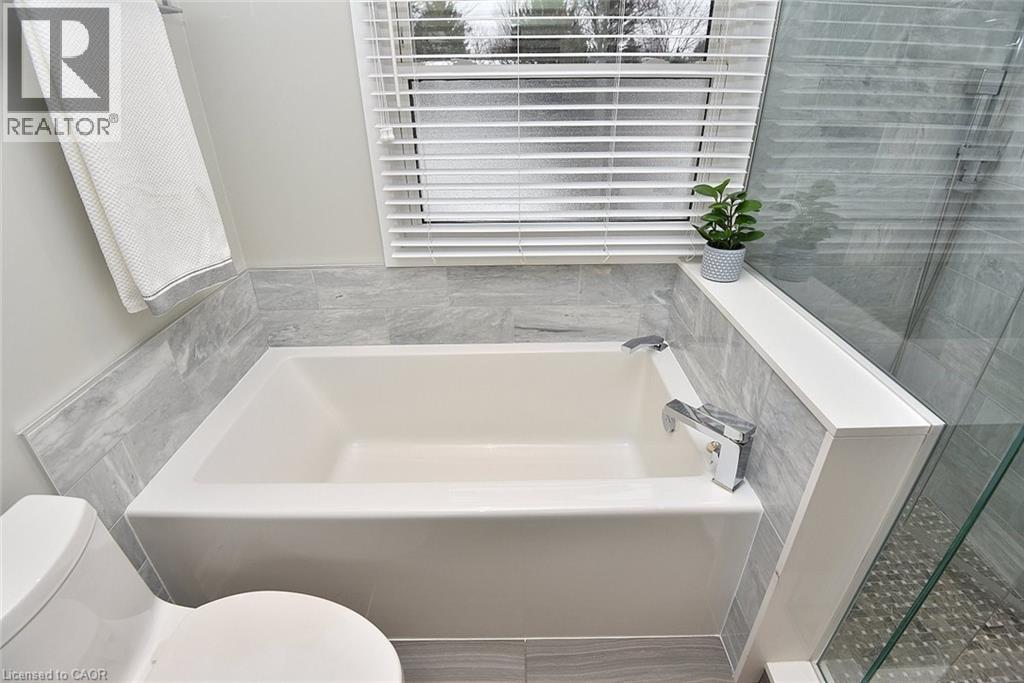 626 VANDERBURGH Drive, Burlington, Ontario, L7T3W6 — Photo 30