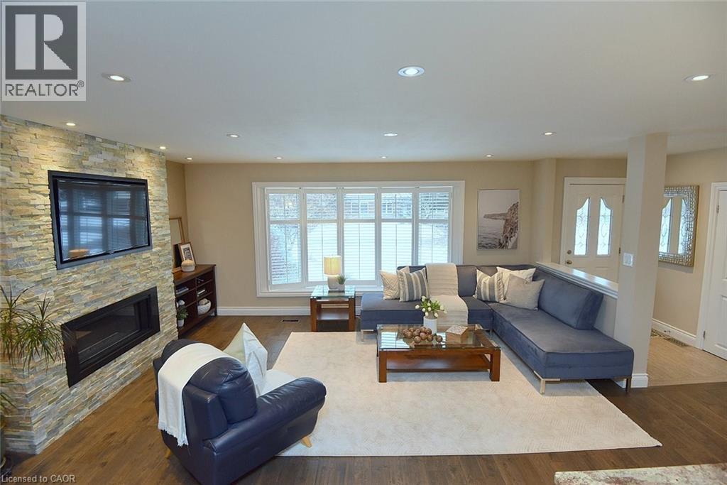 626 VANDERBURGH Drive, Burlington, Ontario, L7T3W6 — Photo 7