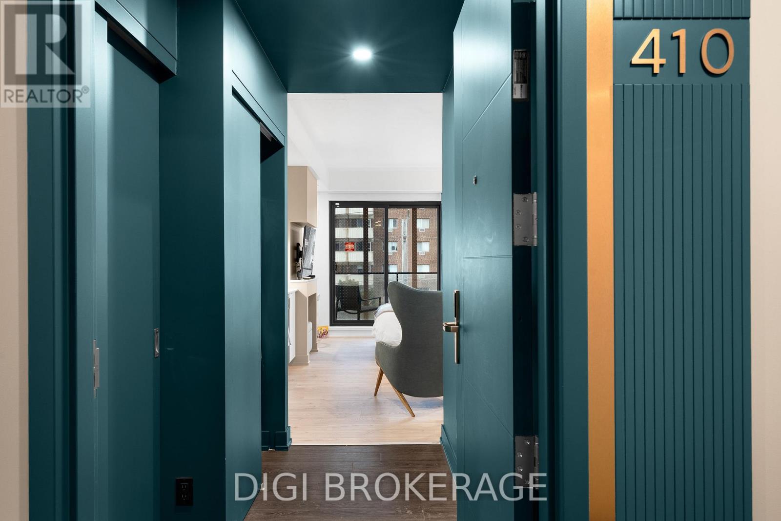 207 - 1250 CUMMINGS AVENUE, Ottawa, Ontario, K1J0E4 — Photo 6