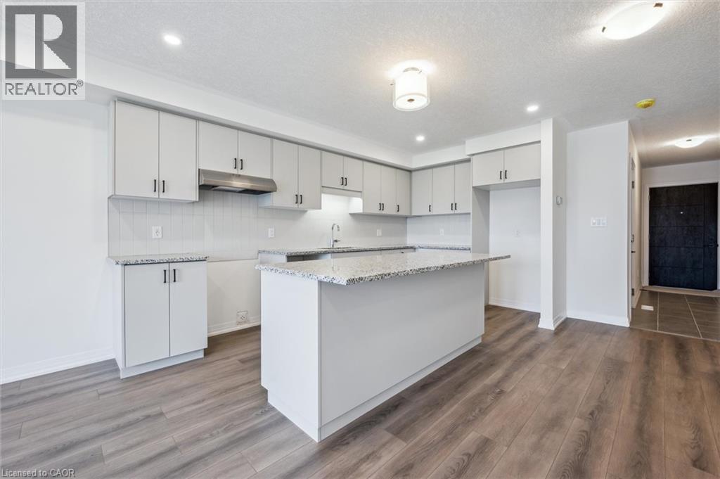 23 BENNINGER Drive, Kitchener, Ontario, N2E0K4 — Photo 10