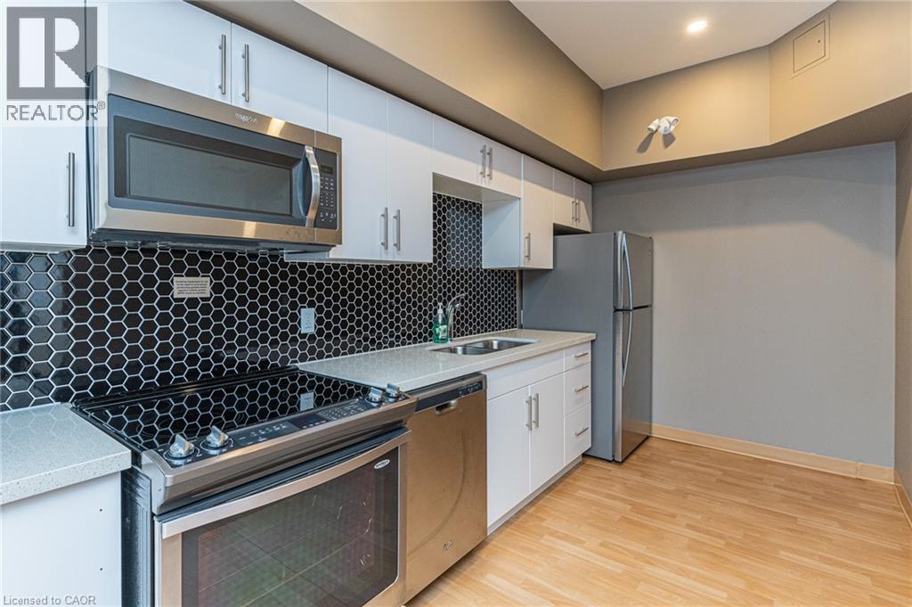 690 KING Street W Unit# 514, Kitchener, Ontario, N2H5L8 — Photo 33