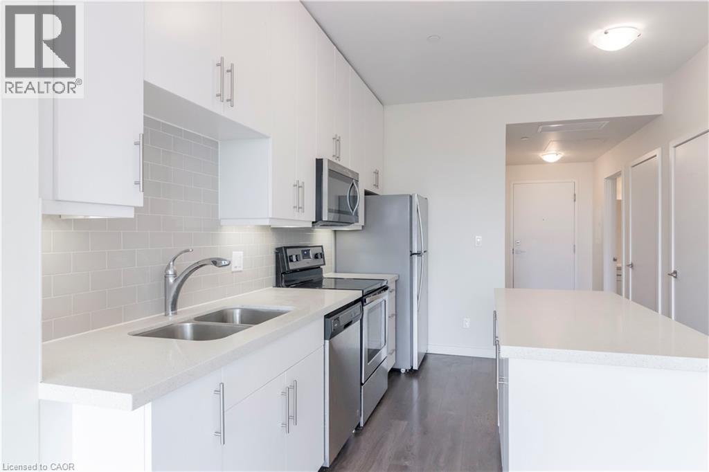 690 KING Street W Unit# 514, Kitchener, Ontario, N2H5L8 — Photo 6