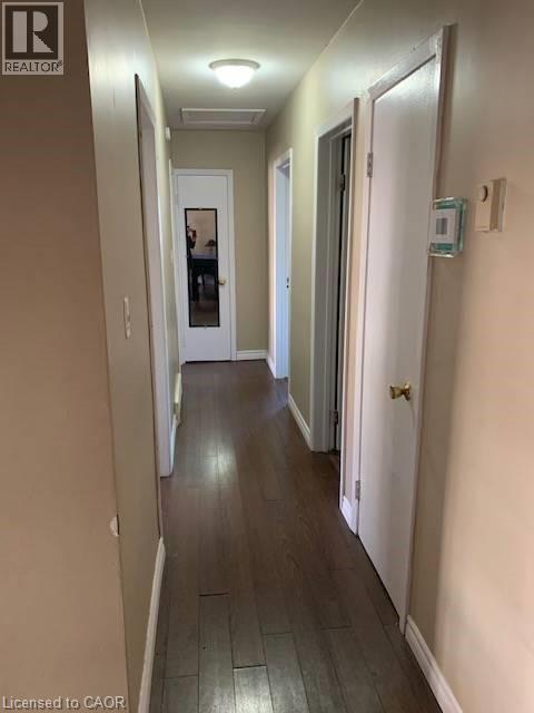 65 CARDILL Crescent Unit# A, Waterloo, Ontario, N2L3Y7 — Photo 10