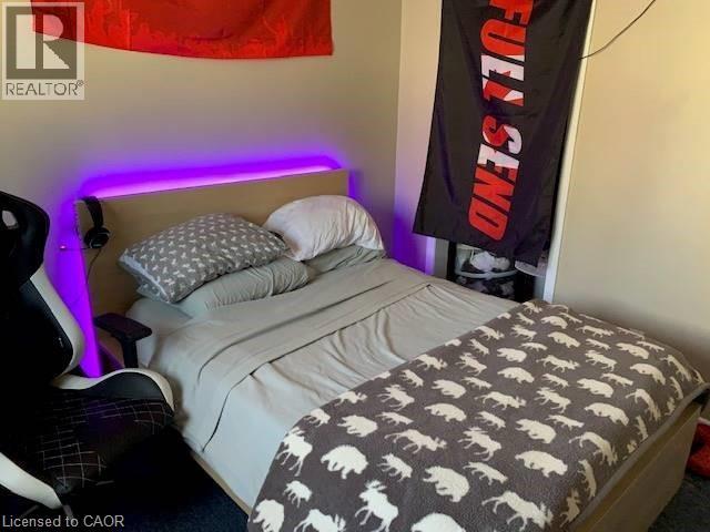 65 CARDILL Crescent Unit# A, Waterloo, Ontario, N2L3Y7 — Photo 3