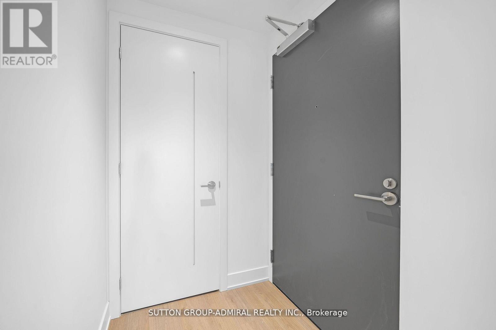 1706 - 8 CUMBERLAND STREET, Toronto (Annex), Ontario, M4W1J5 — Photo 3