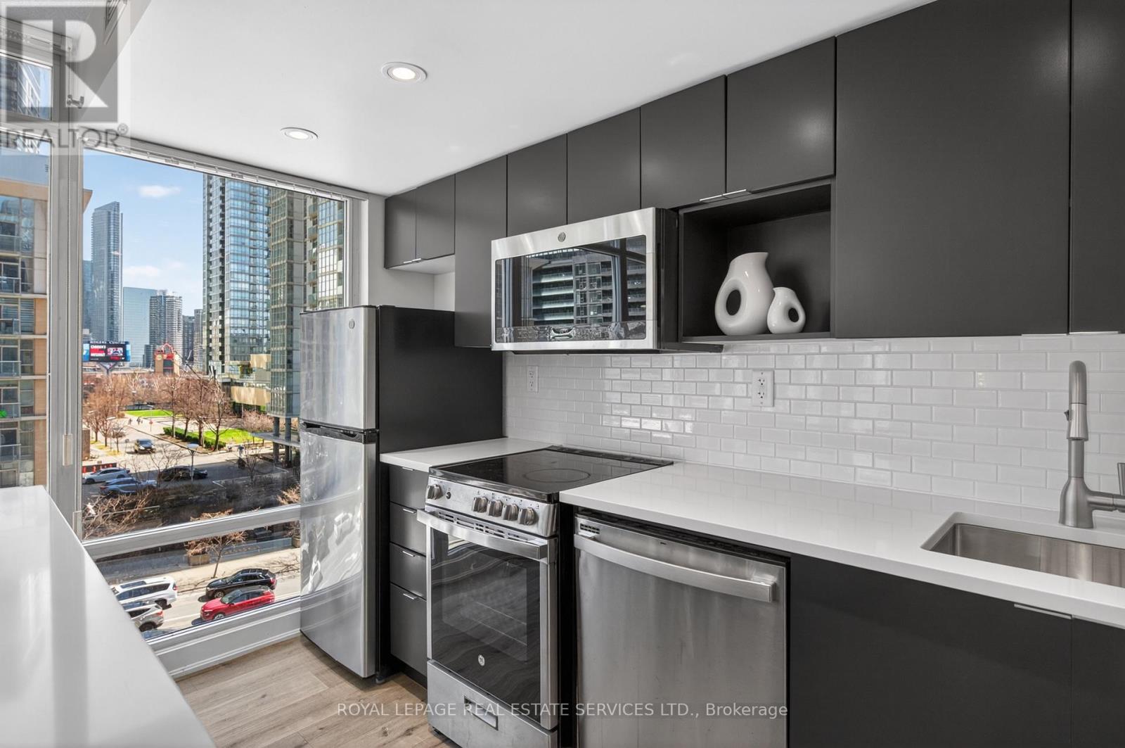 623 - 15 BRUNEL COURT, Toronto (Waterfront Communities), Ontario, M5V3Y6 — Photo 9