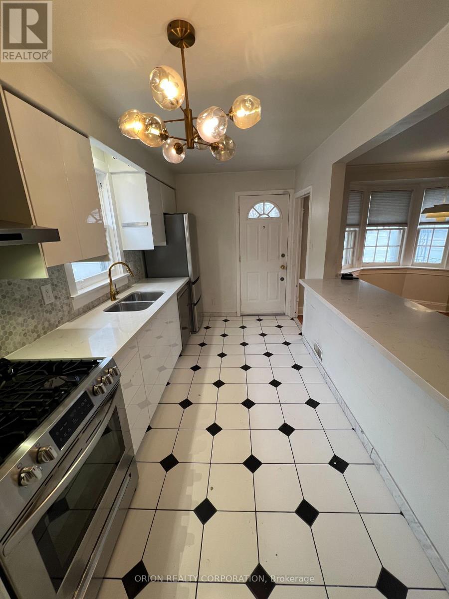 222 GLEN PARK AVENUE, Toronto (Yorkdale-Glen Park), Ontario, M6B2C9 — Photo 6