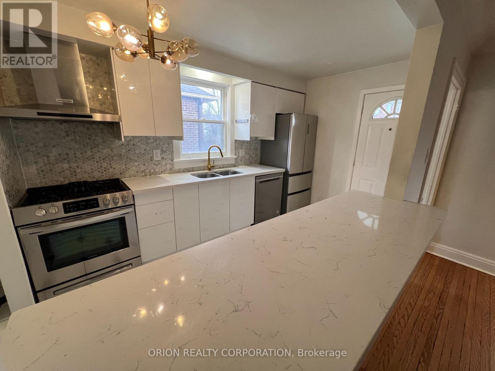 222 GLEN PARK AVENUE, Toronto (Yorkdale-Glen Park), Ontario, M6B2C9 — Photo 8