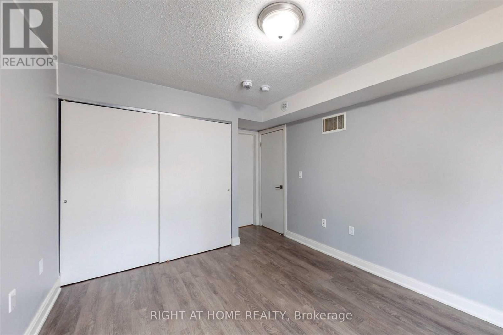 82 - 100 DUFAY ROAD, Brampton (Northwest Brampton), Ontario, L7A4S3 — Photo 11