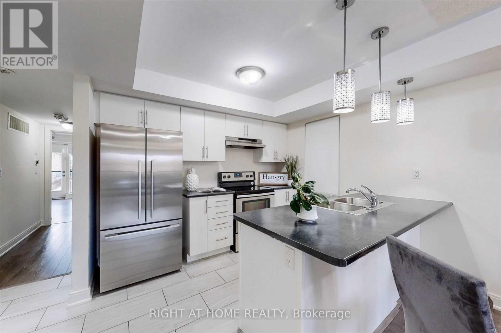 82 - 100 DUFAY ROAD, Brampton (Northwest Brampton), Ontario, L7A4S3 — Photo 8