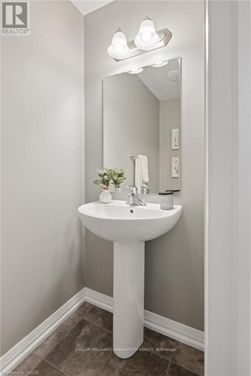 54 BANK SWALLOW CRESCENT, Kitchener, Ontario, N2P0J7 — Photo 10