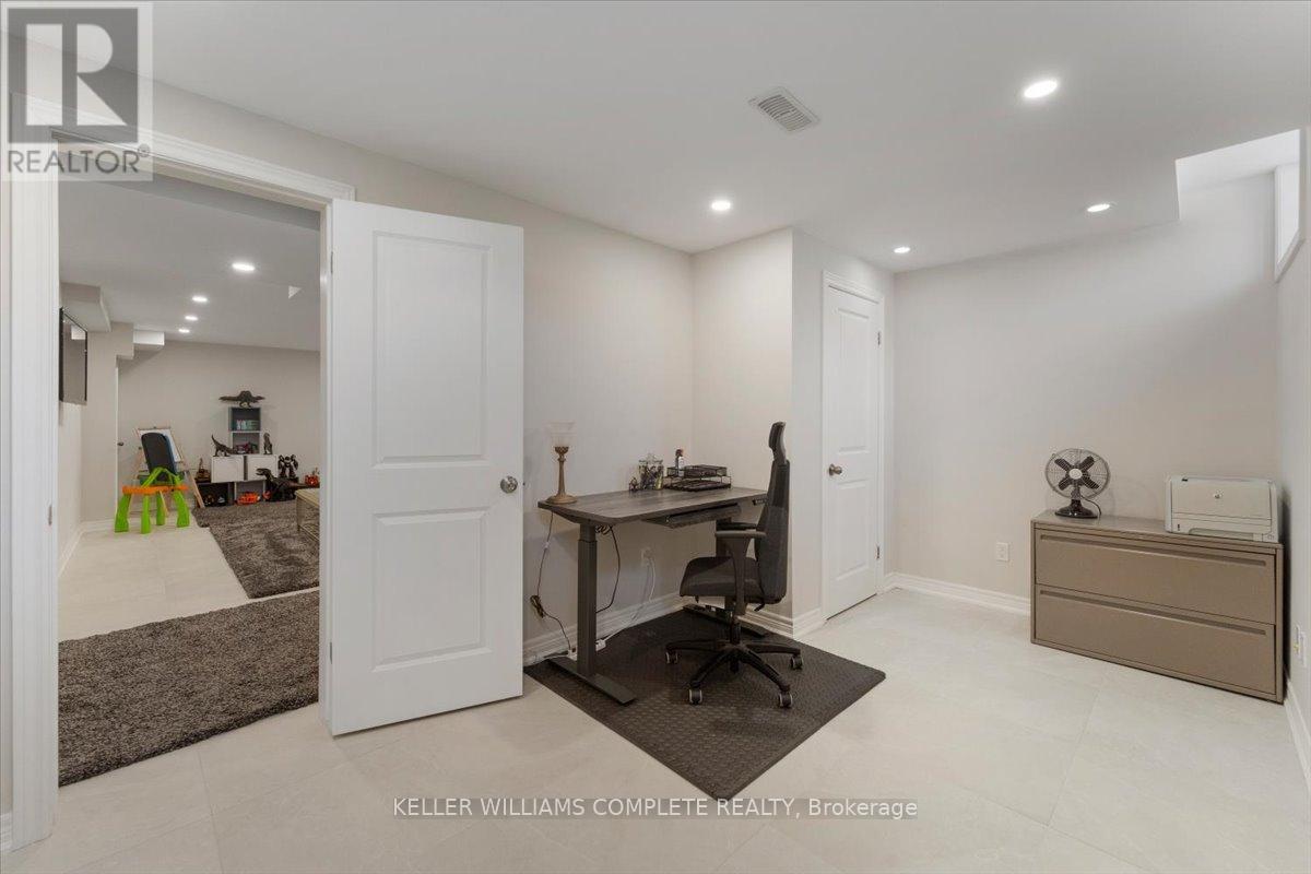 139 VINTON ROAD, Hamilton (Meadowlands), Ontario, L9K0G7 — Photo 33