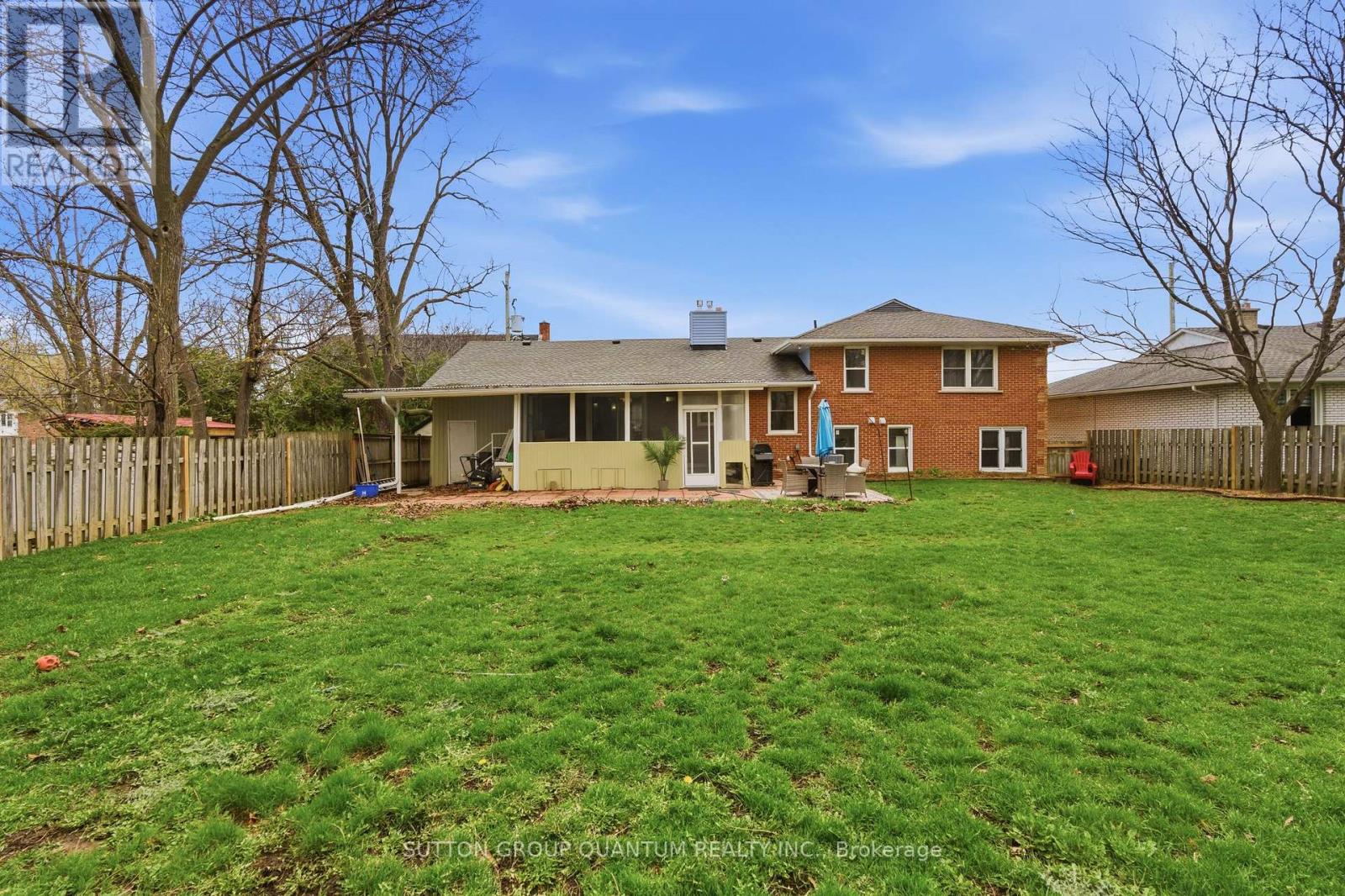 50 BARTON STREET, Hamilton (Waterdown), Ontario, L9H1N8 — Photo 10