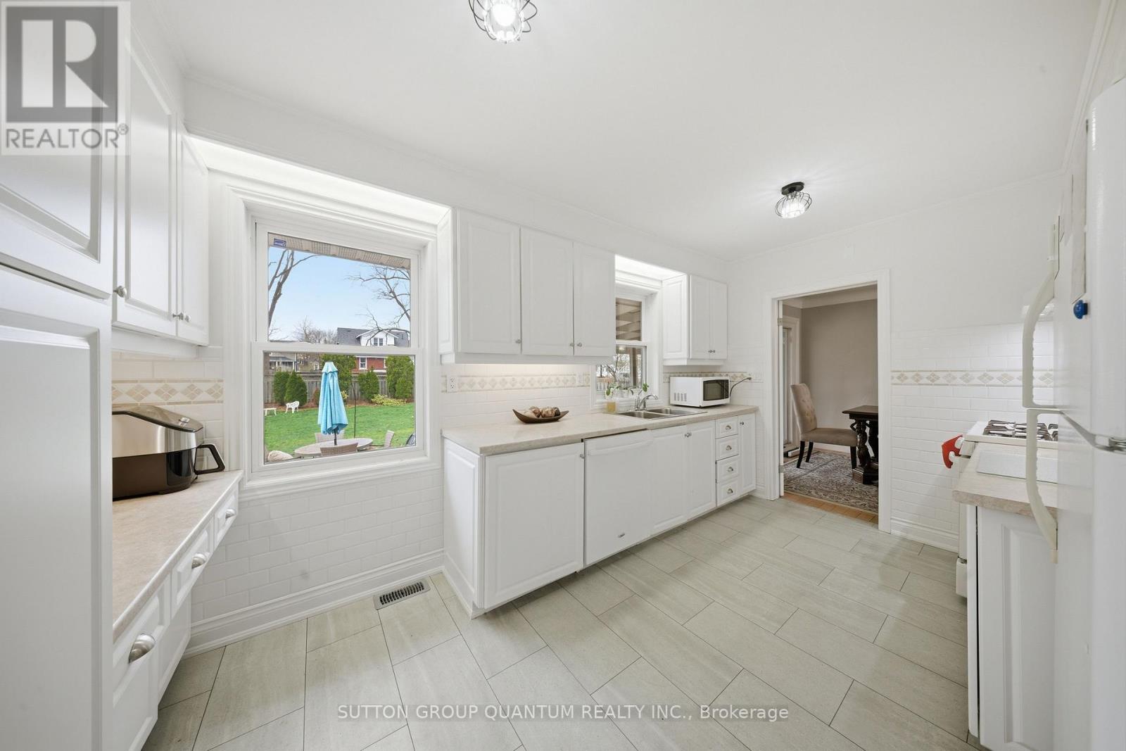 50 BARTON STREET, Hamilton (Waterdown), Ontario, L9H1N8 — Photo 19