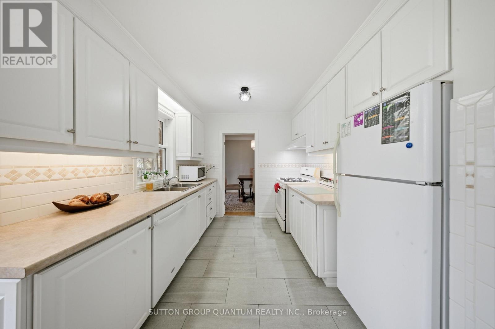 50 BARTON STREET, Hamilton (Waterdown), Ontario, L9H1N8 — Photo 20