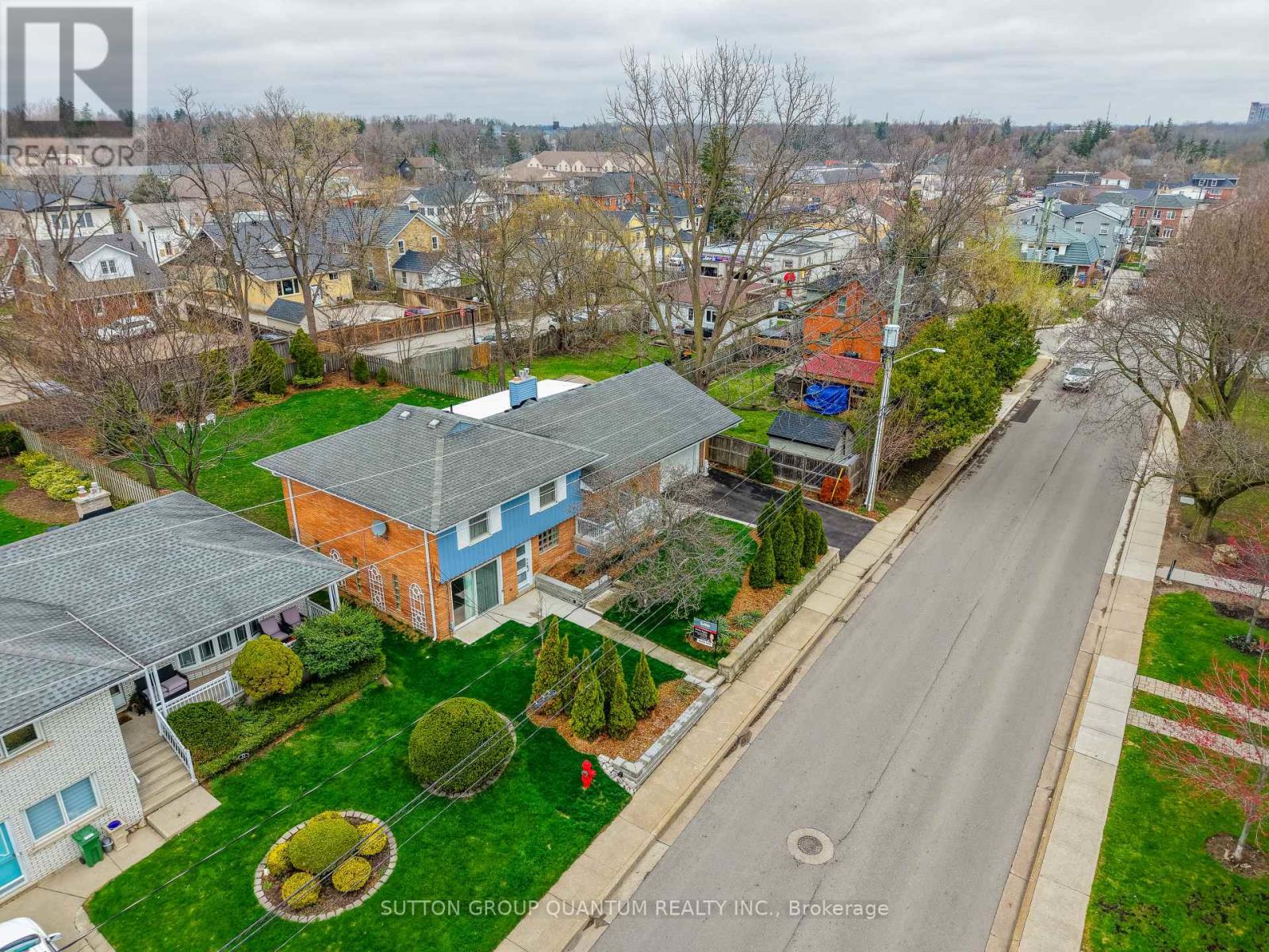 50 BARTON STREET, Hamilton (Waterdown), Ontario, L9H1N8 — Photo 43