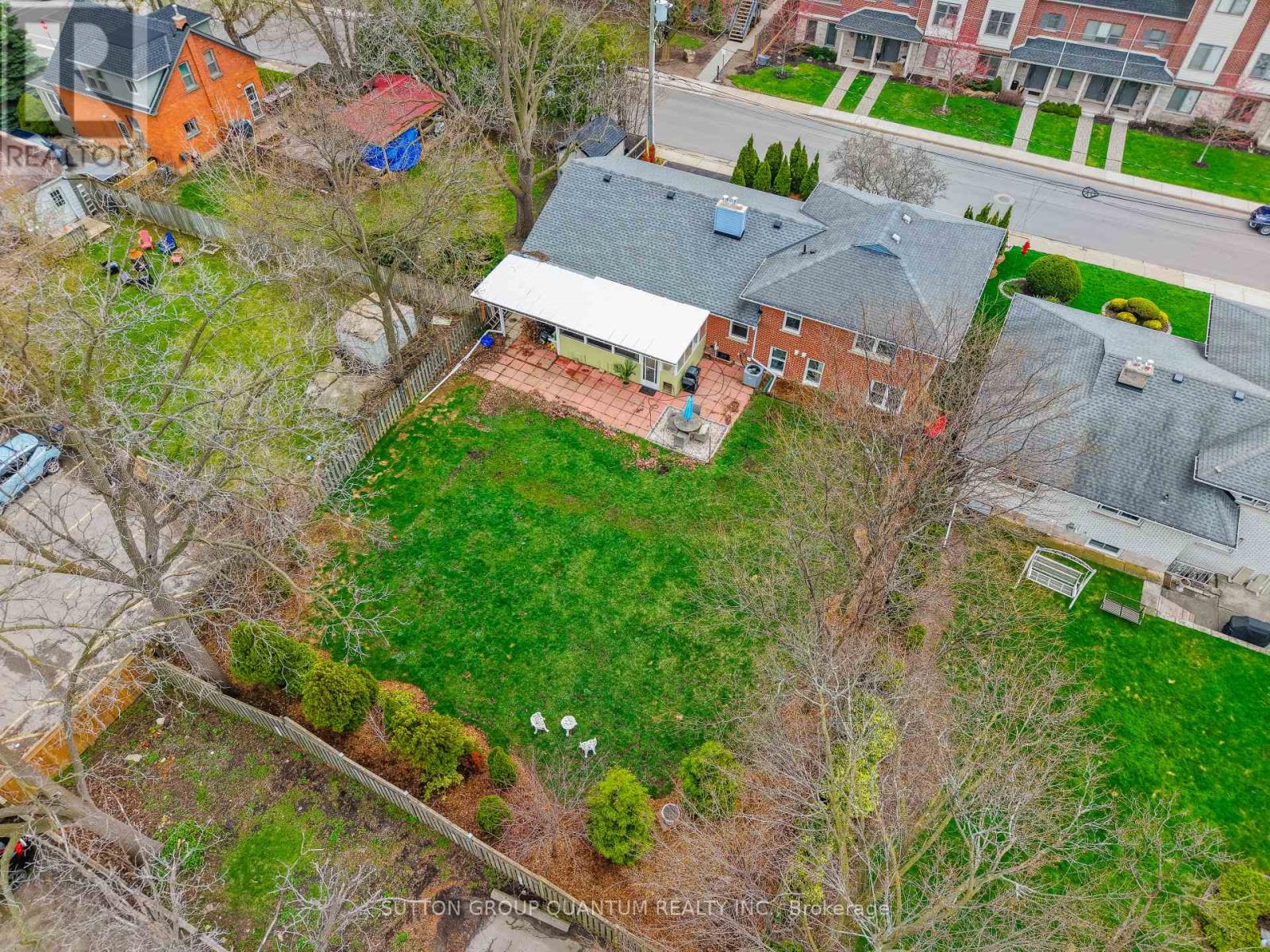 50 BARTON STREET, Hamilton (Waterdown), Ontario, L9H1N8 — Photo 46