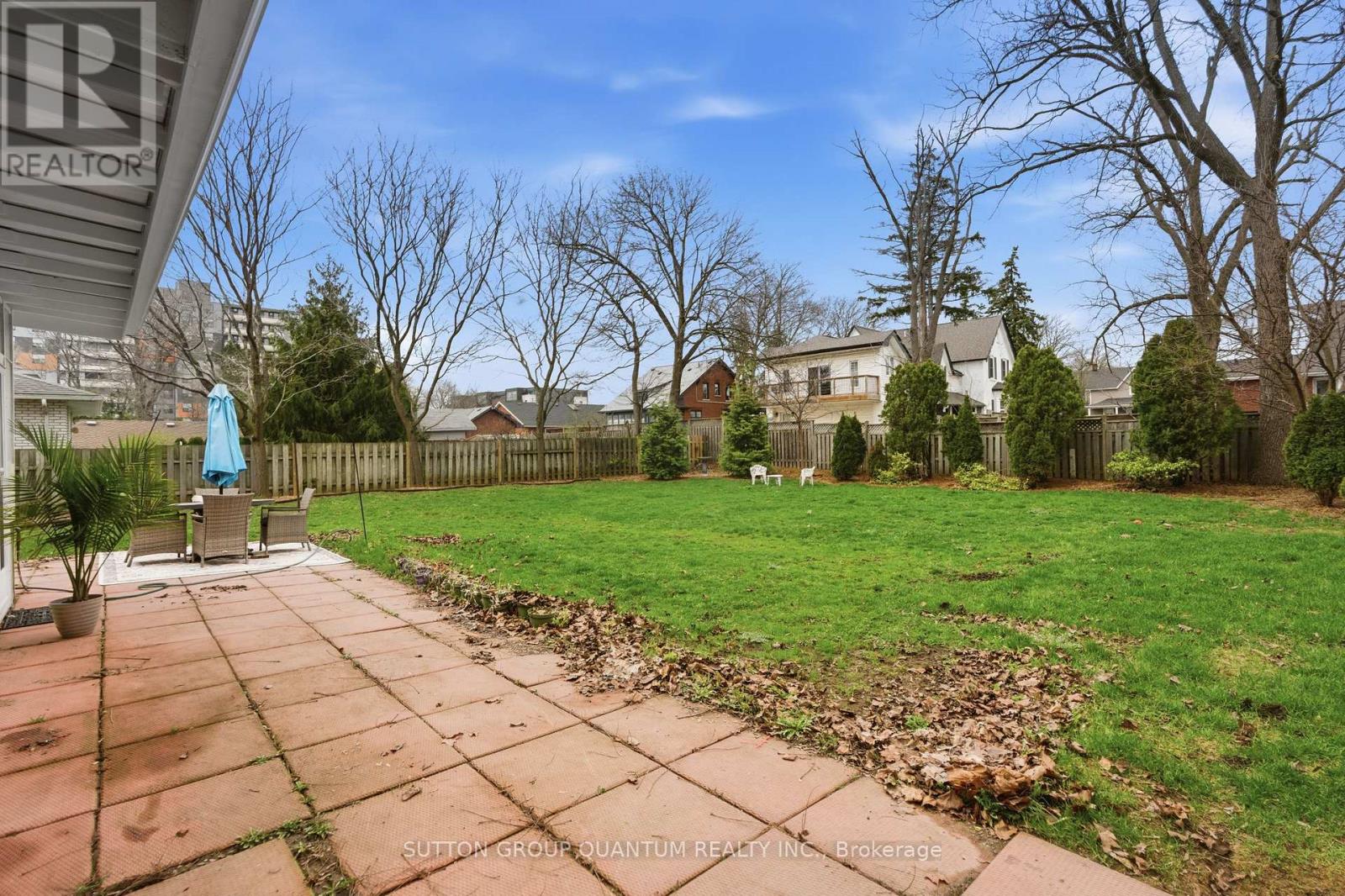 50 BARTON STREET, Hamilton (Waterdown), Ontario, L9H1N8 — Photo 9