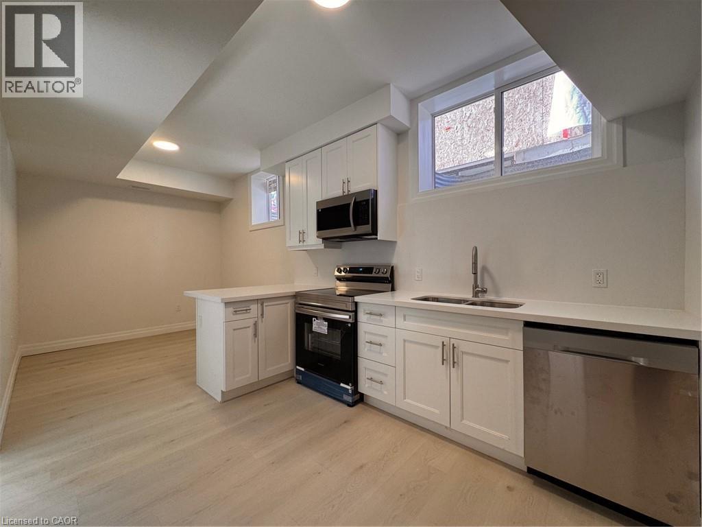 62 GAGE Avenue Unit# 2, Kitchener, Ontario, N2G2E2 — Photo 3