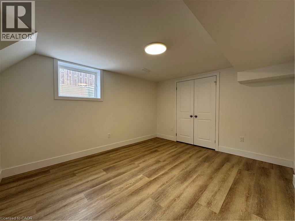 12 ARROWHEAD Place Unit# Lower, Kitchener, Ontario, N2P1C2 — Photo 5