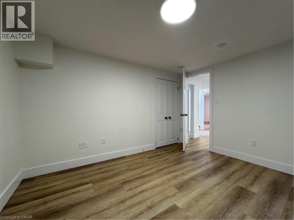 12 ARROWHEAD Place Unit# Lower, Kitchener, Ontario, N2P1C2 — Photo 7