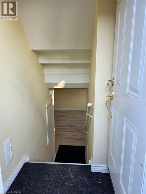 62 RICHWILL Road Unit# Lower, Hamilton, Ontario, L9C1S3 — Photo 3