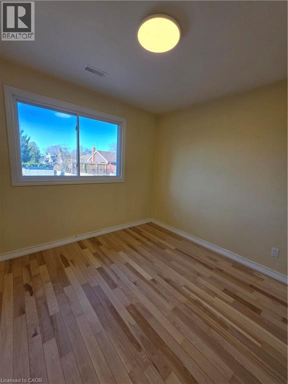 62 RICHWILL Road Unit# Upper, Hamilton, Ontario, L9C1S3 — Photo 8