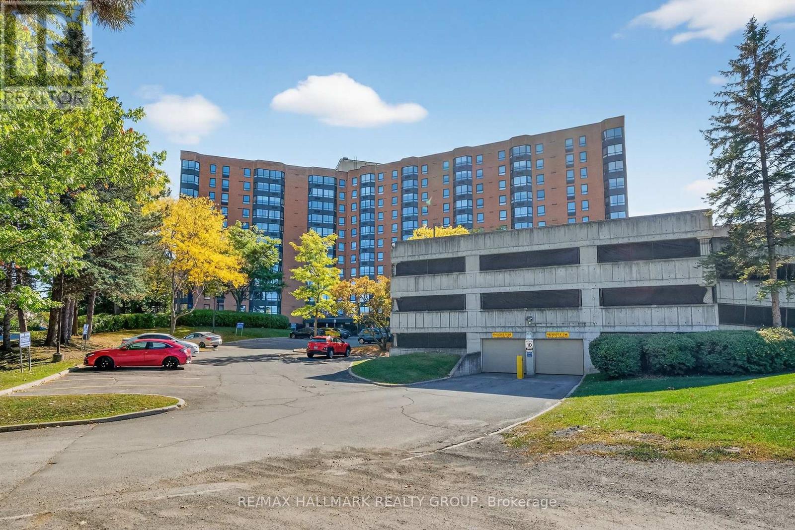 1207 - 80 SANDCASTLE DRIVE, Ottawa, Ontario, K2H9E7 — Photo 2