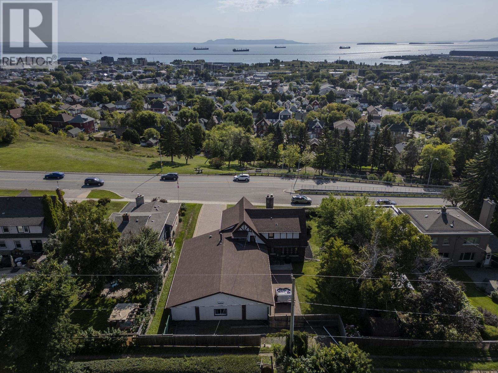 144 High ST S, Thunder Bay, Ontario, P7B3K5 — Photo 2