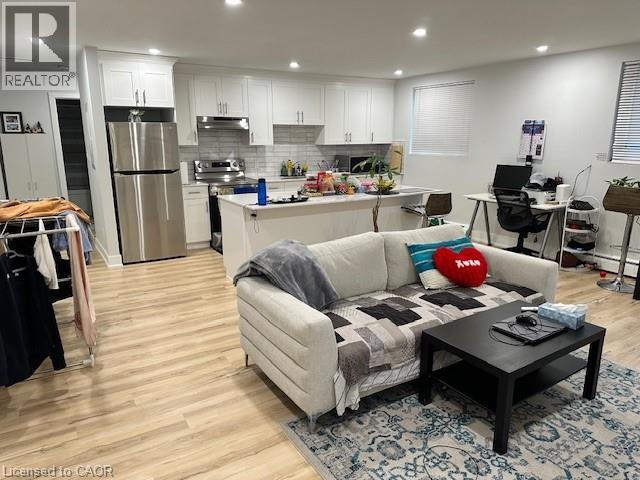 85 CONFEDERATION Drive Unit# 1, Kitchener, Ontario, N2B2X6 — Photo 2