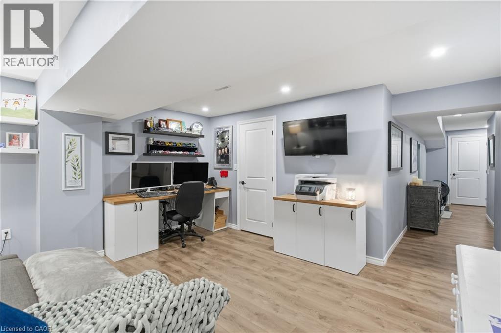 37 FAIRGROUNDS Drive, Binbrook, Ontario, L0R1C0 — Photo 31