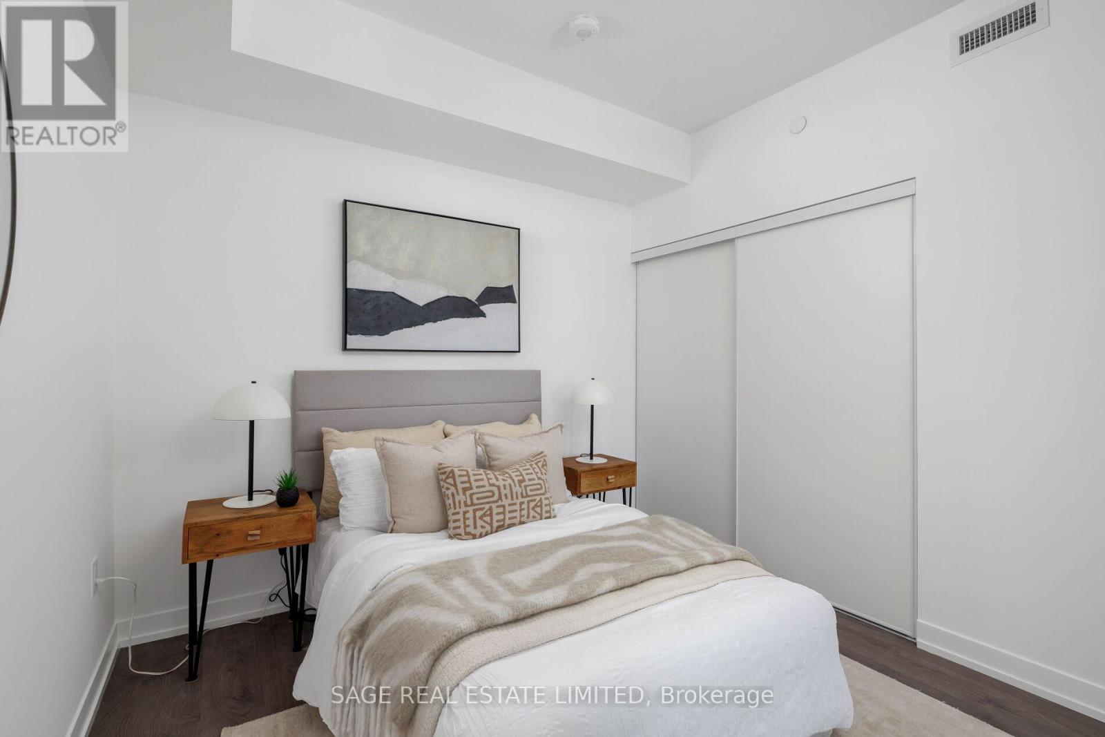 327 - 270 DUFFERIN STREET, Toronto (South Parkdale), Ontario, M6K0H8 — Photo 12