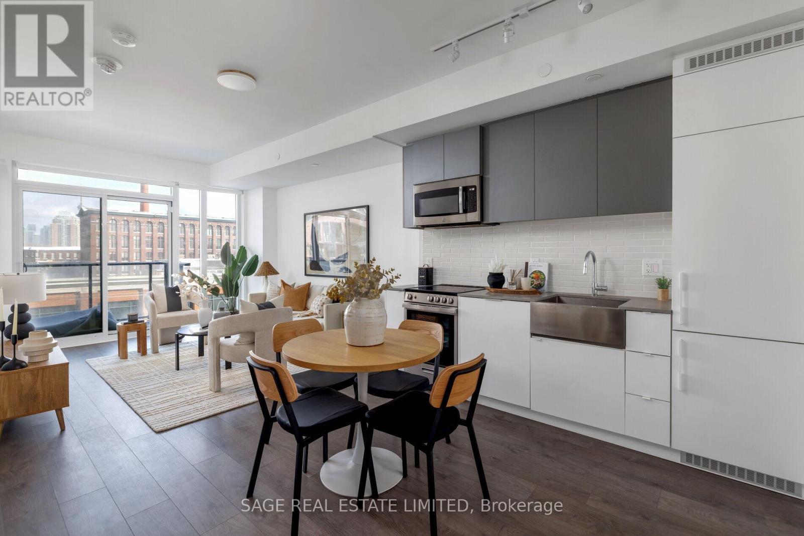 327 - 270 DUFFERIN STREET, Toronto (South Parkdale), Ontario, M6K0H8 — Photo 3