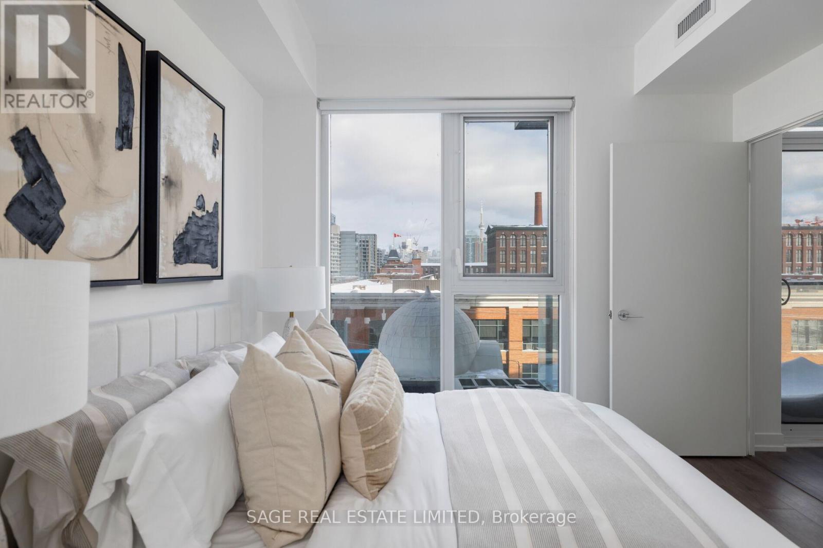 327 - 270 DUFFERIN STREET, Toronto (South Parkdale), Ontario, M6K0H8 — Photo 9