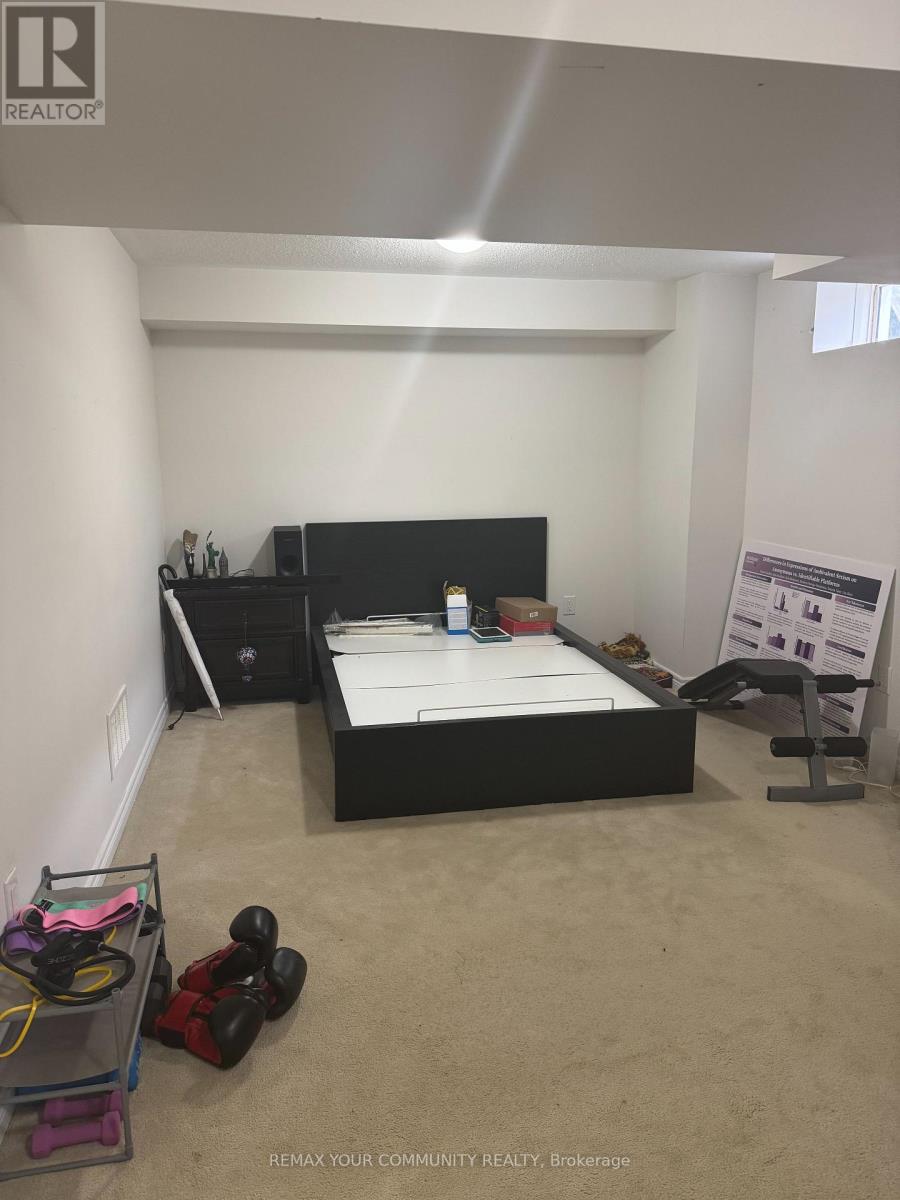 93 HUGUENOT ROAD N, Oakville (GO Glenorchy), Ontario, L6H0M3 — Photo 12