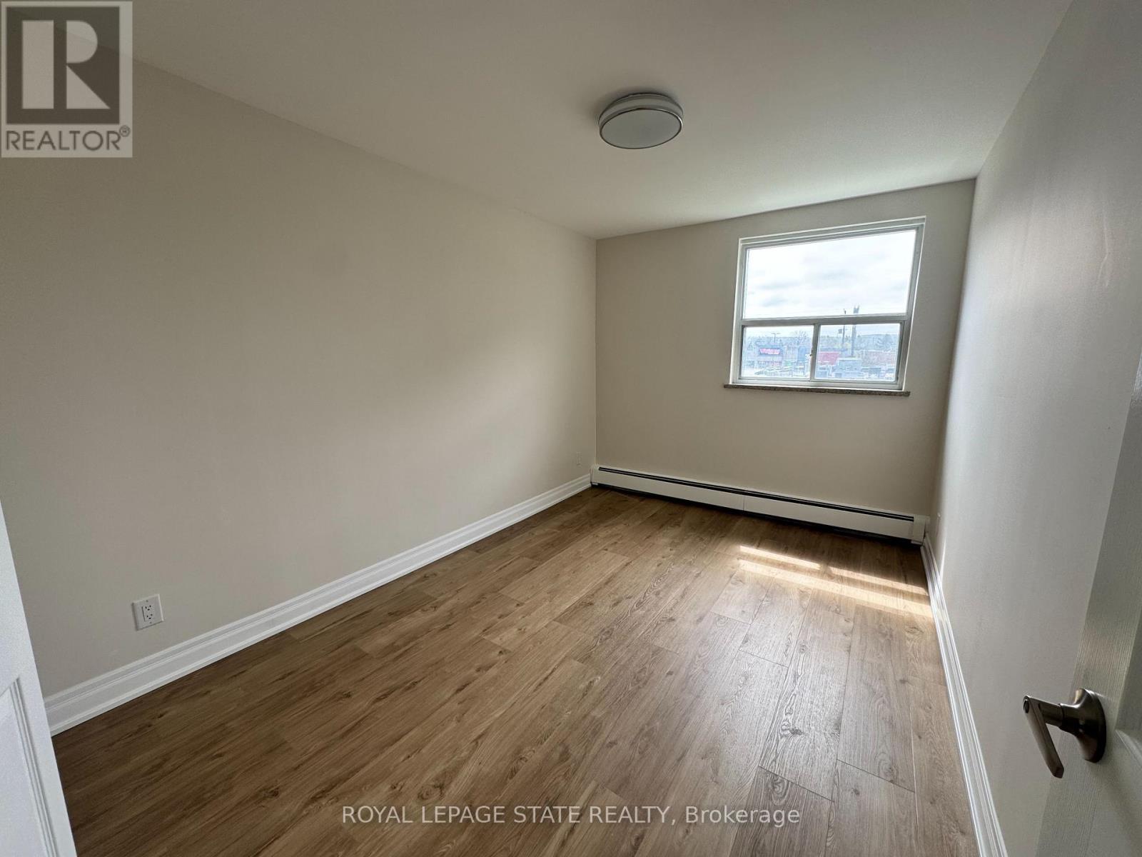 305 - 105 TIA DRIVE, Hamilton (Kentley), Ontario, L8H2N8 — Photo 7