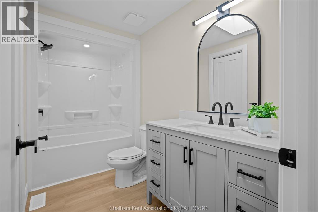 3 Academy CRESCENT, Chatham, Ontario, N7L4R2 — Photo 23