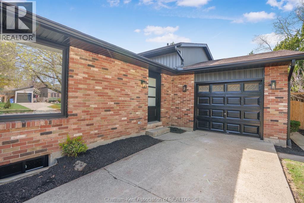 3 Academy CRESCENT, Chatham, Ontario, N7L4R2 — Photo 3