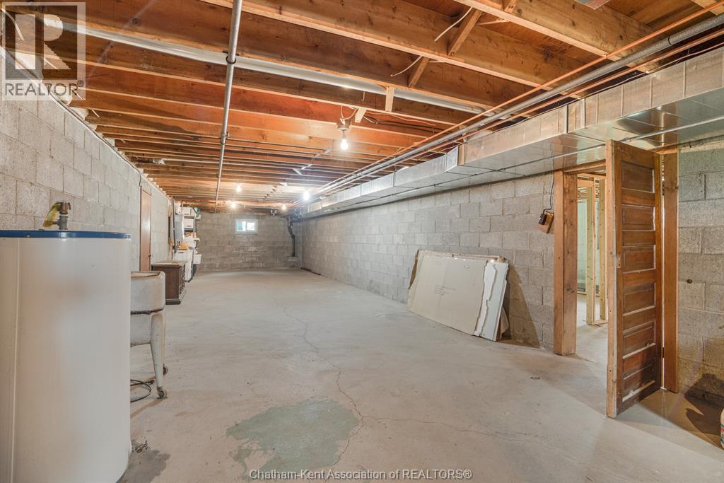27156 St Clair ROAD, Wallaceburg, Ontario, N8A4L3 — Photo 31