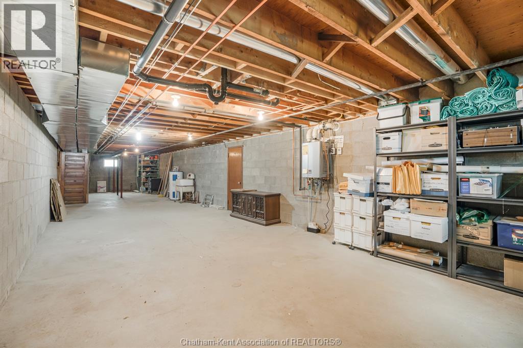 27156 St Clair ROAD, Wallaceburg, Ontario, N8A4L3 — Photo 33