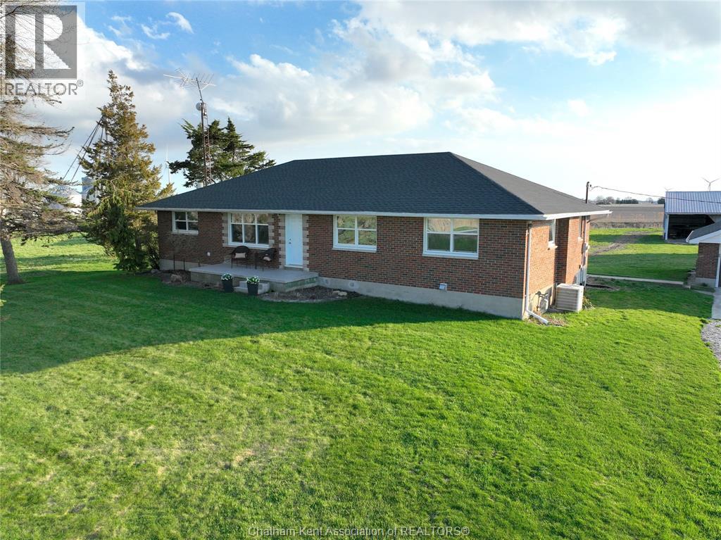 27156 St Clair ROAD, Wallaceburg, Ontario, N8A4L3 — Photo 45