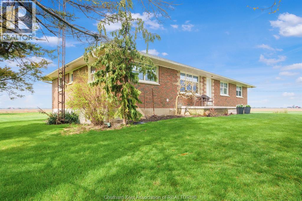 27156 St Clair ROAD, Wallaceburg, Ontario, N8A4L3 — Photo 46