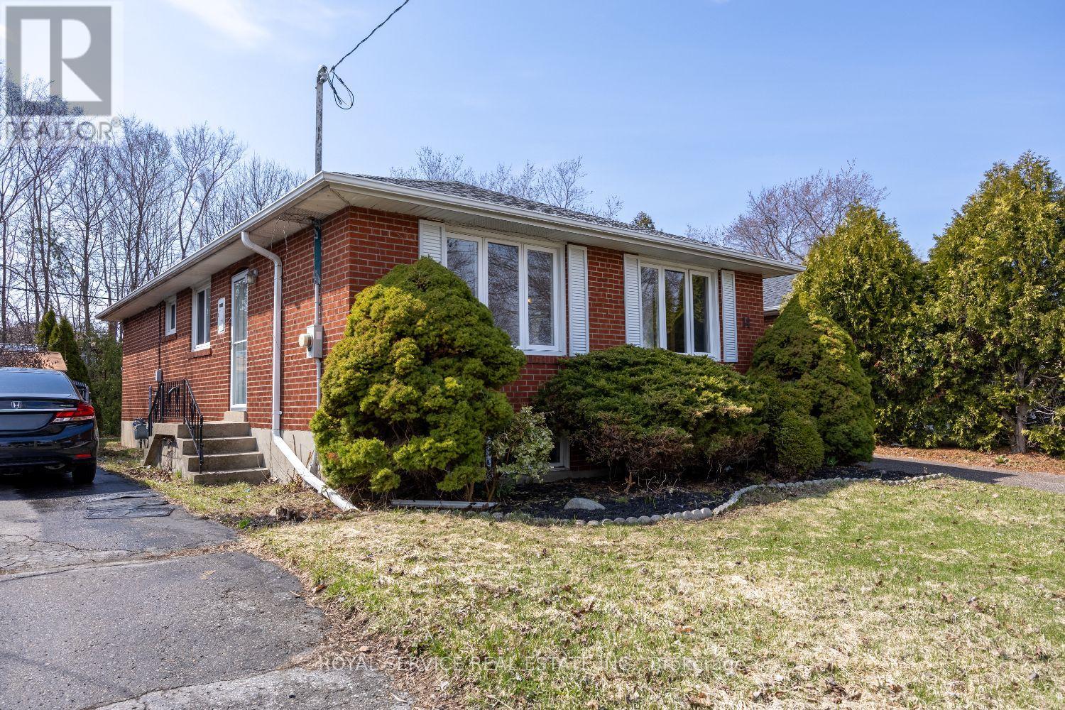 14 HATHWAY DRIVE, Toronto (Bendale), Ontario, M1P4L5 — Photo 4