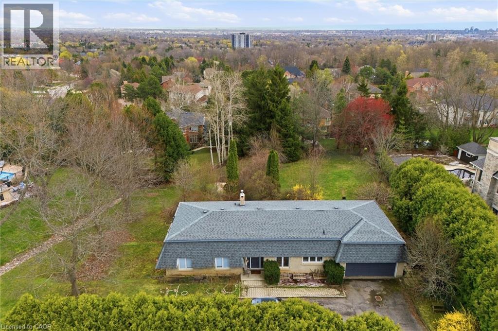 1310 BEAUFORT Drive, Burlington, Ontario, L7P4V9 — Photo 13